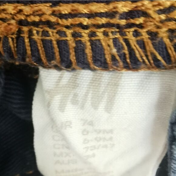 3/$20 H&M jeans size 6-9 m - Picture 3 of 4
